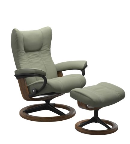 wing signature recliner palomashadowgreen matteblack teak